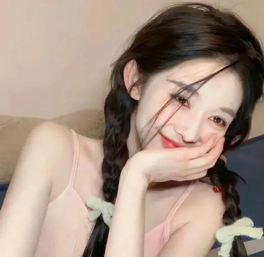 末世拽姐穿七零，惊艳海岛嫁硬汉